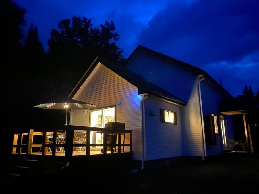 Le Jazz- Chalet Rustique/Chic Avec Spa Notre-Dame-Des-Bois Exterior photo