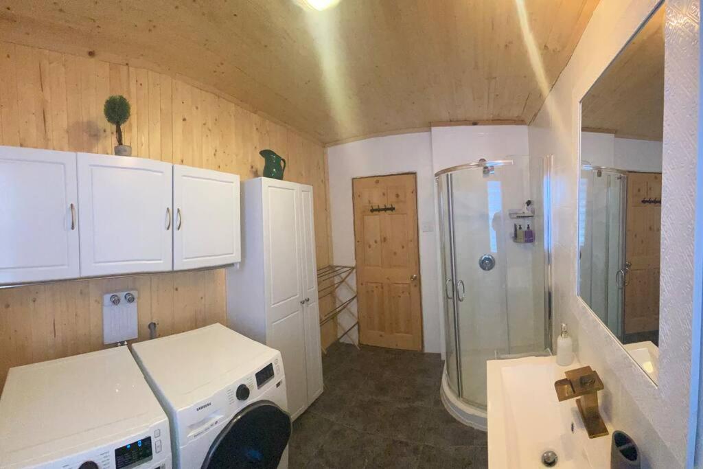 Le Jazz- Chalet Rustique/Chic Avec Spa Notre-Dame-Des-Bois Exterior photo